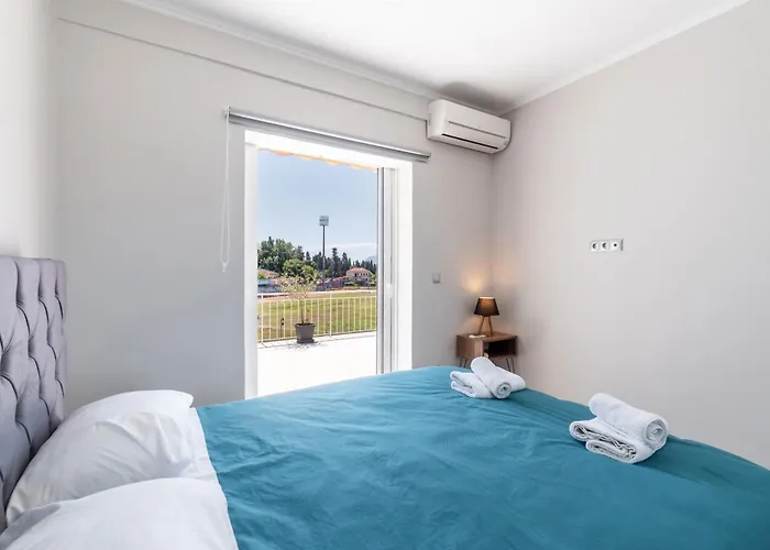 Corfu Center Deluxe Apartamento
